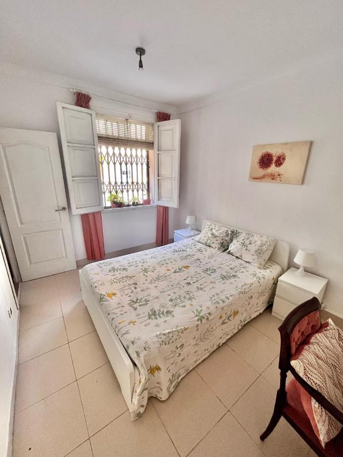 Alex And Renate Apartment บาเลนเซีย ภายนอก รูปภาพ